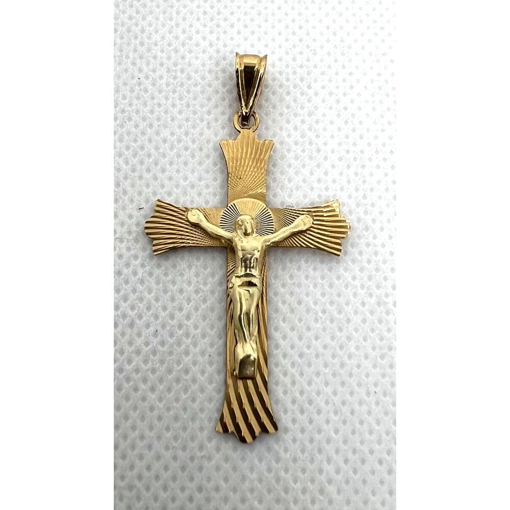 14K Gold Crucifix Cross Pendant Textured Yellow Gold Christian Jewelry 2.710 g